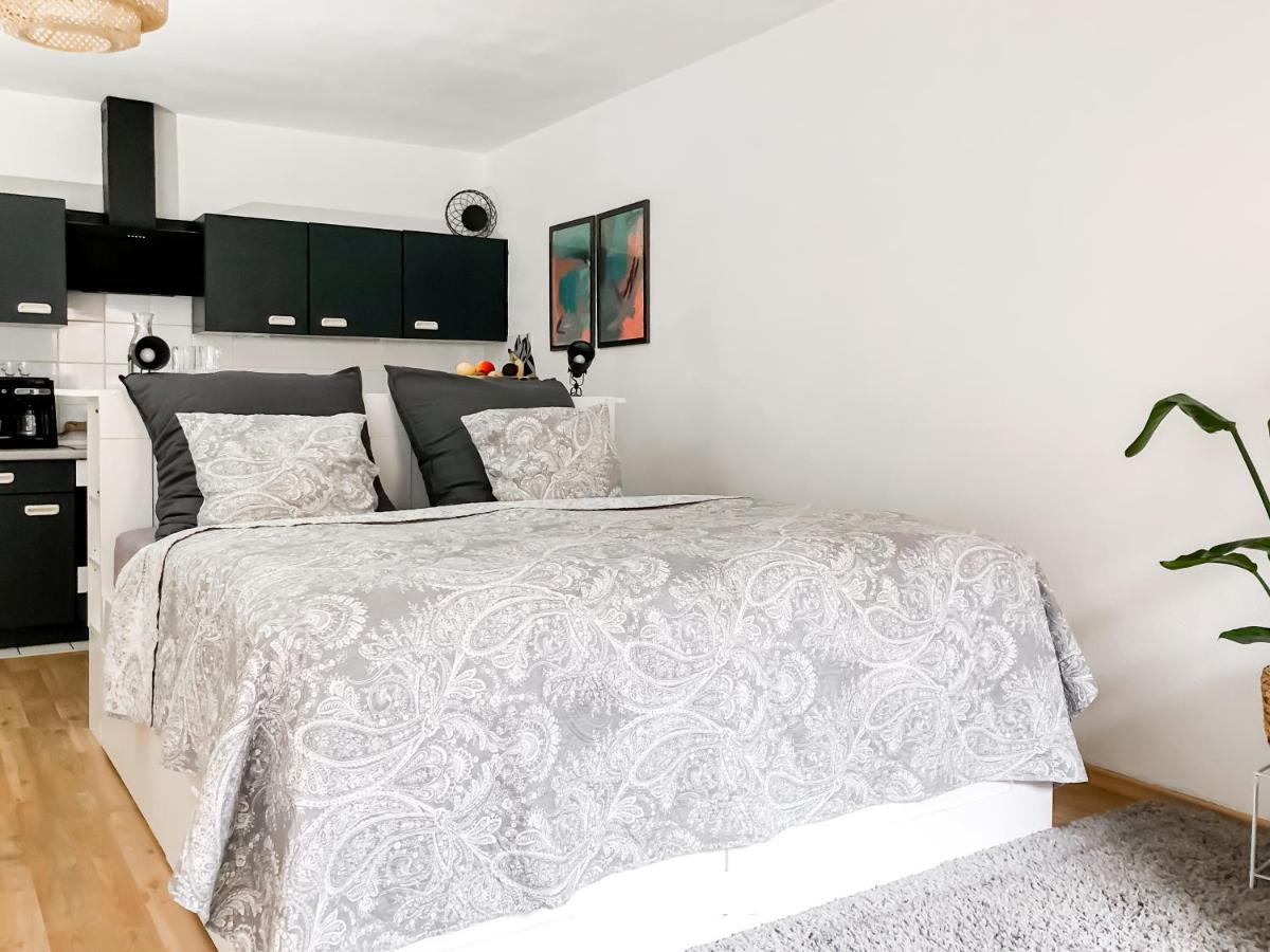 Studio Near Altstadt /W Workspace, Feng-Shui & Art Βίρτσμπουργκ Εξωτερικό φωτογραφία